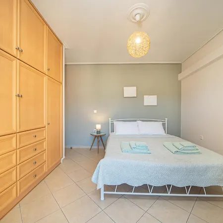 The Square 1st Floor ארגוסטולי